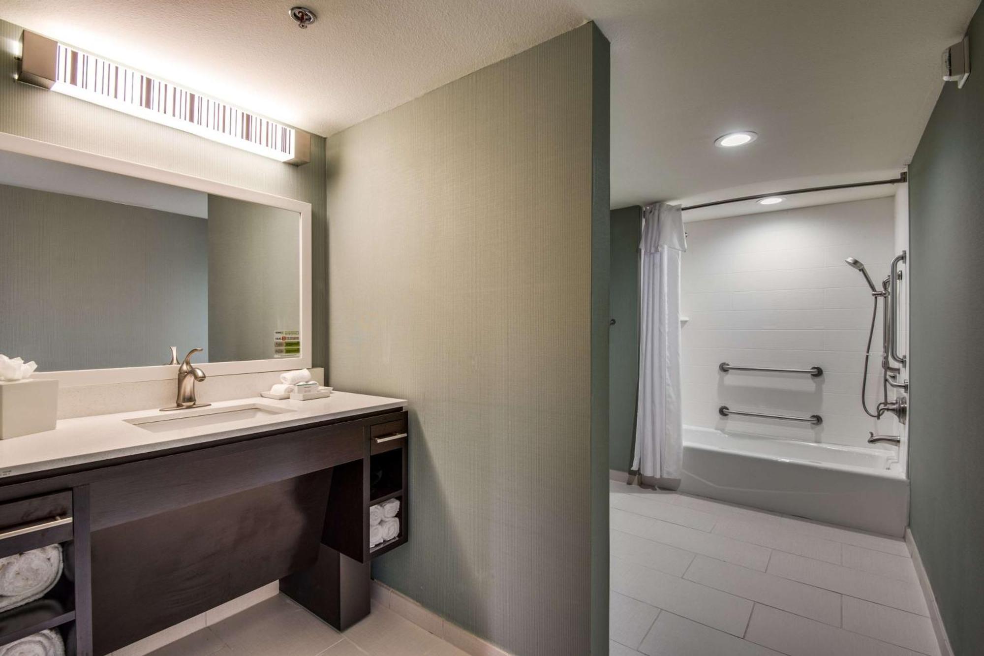 Home 2 By Hilton Dfw Airport South Hotel Irving酒店